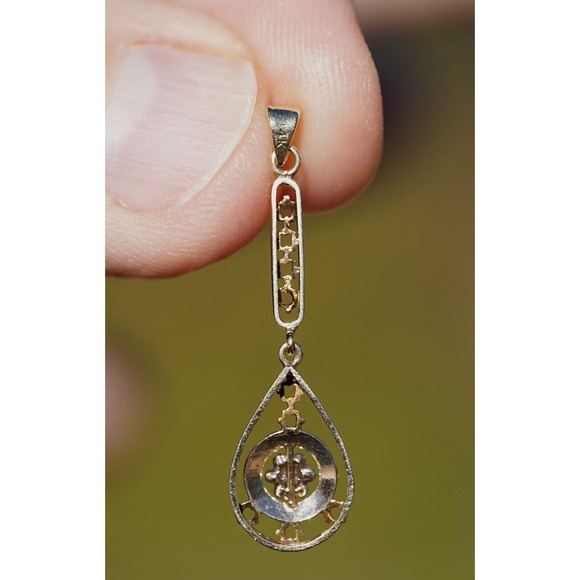 Antique 14k Solid Gold Old Mine Cut Diamond Filigree Hand Engraving Pendant - Picture 7 of 7